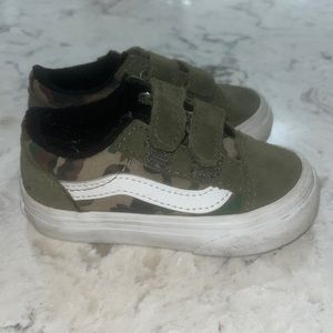 Vans toddler boy shoe size 5